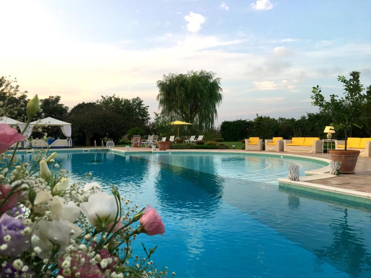 Tenuta Donnanna Agriturismo&Glamping Galatone Dış mekan fotoğraf